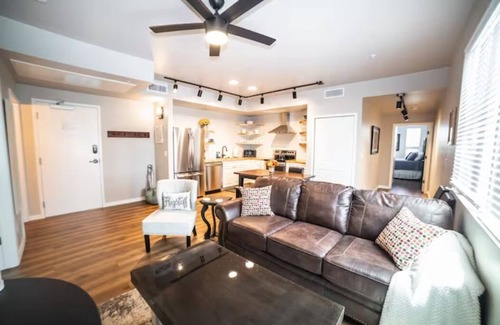 Southside Wohnung | 303 The Lofts, by Flagtown, 2 bed 2 bath