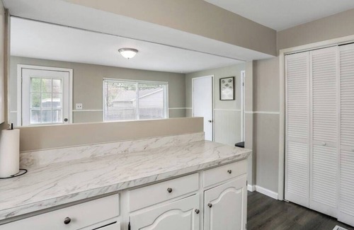 Detroit Beach Haus | 3077 · Cozy bungalow by the lake