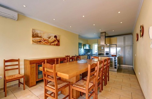 Areias de Sao Joao Villa | VILLA IN PRAIA DA OURA FOR FAMILY GROUPS