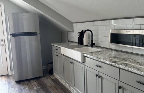 Walnut Grove Haus | 389 Picklleball courts