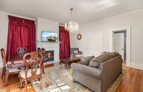 Columbus Haus | 3B 2B En-suite | MUW 0.1 Mile | Columbus AFB | Downtown Columbus | Art District