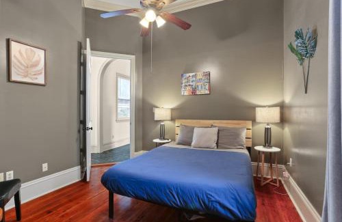 Faubourg Delassize Haus | 3BD HOME STEPS TO SAINT CHARLES Gated Parking