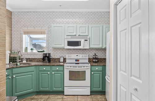 Socastee Eigentumswohnung | 3BR/2BA Intracoastal Condo, Water Views , SMART TVs , Self Check-in