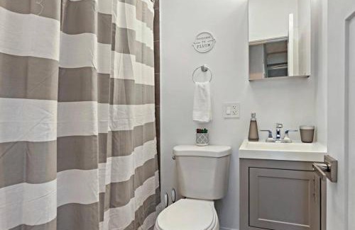 Avondale Wohnung | 3BR Apt in Logan Square Walkable to Highlights - Central Park S6