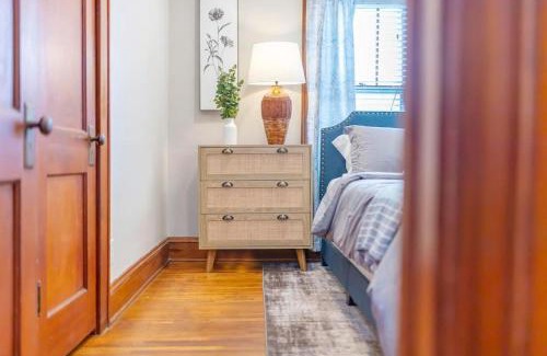 Bristol Haus | 3BR Bristol Retreat - 2 Blocks from State Street