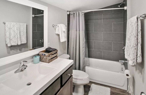 Long Lake Haus | 3BR Lake House ★ New Remodel ★ On Long Lake