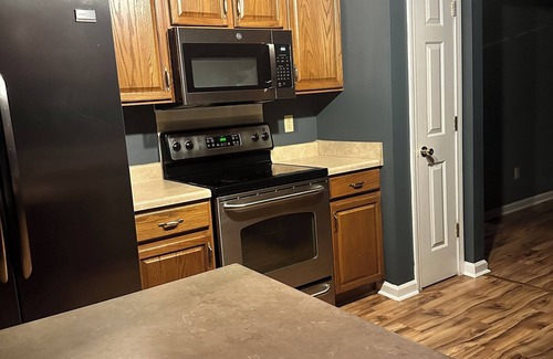 Cordova Haus | Modernes, hippes Luxushaus mit Theater und großem Garten (420 freundlich)