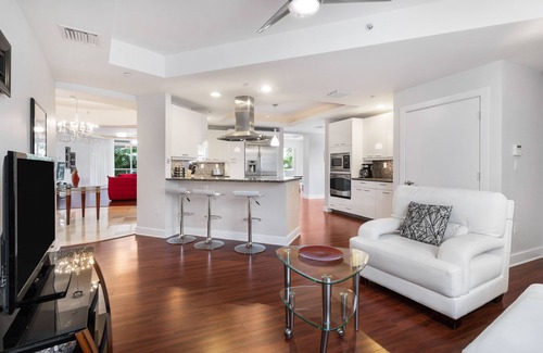 Central Beach Resort | AUSSERGEWÖHNLICH Das Beste aus beiden Welten. Fabulous Beach Resort Large und Trendy