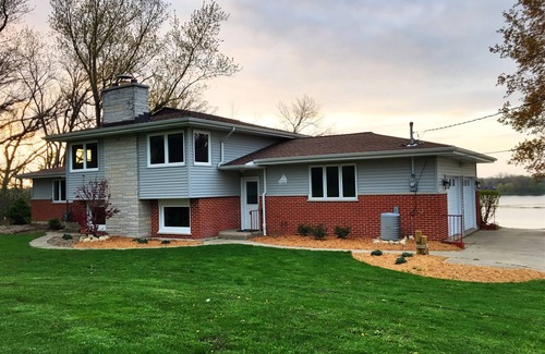 Ingleside Haus | 4 Morgen privater Seeufer - Fox Chain Of Lakes - 1 Stunde von Chicago entfernt