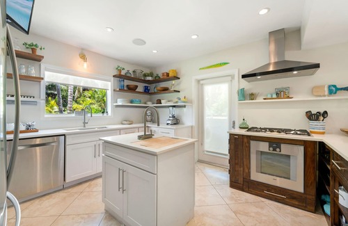 West Bay Haus | Seven Mile Beach - Private 4 bd 3 bth, Resort-Stil Privathaus mit Pool