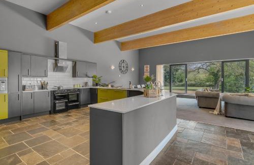 Hethel Haus | 4-Bed Countryside Retreat Near Thetford Forest