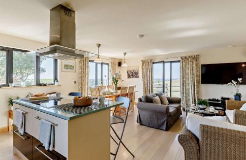 Moorlinch Haus | 4 bed in Glastonbury SHALO