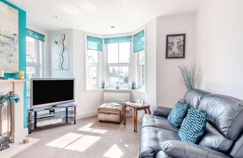 Swanage Haus | 4 Bed in Swanage 88909