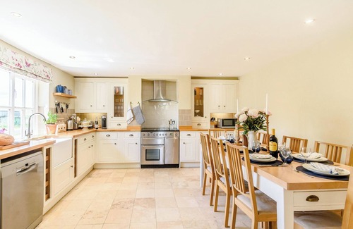 Stainton le Vale Hütte | 4 bedroom accommodation in Great Limber