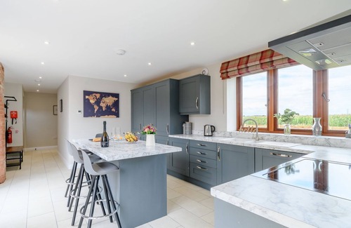 Newark Hütte | 4 bedroom accommodation in East Stoke, near Newark