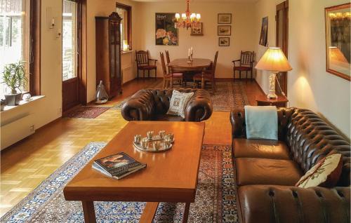Skanor Haus | 4 Bedroom Amazing Home In Falsterbo