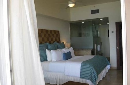 El Medano Ejidal Hotel | 4 Bedroom Suite Corazon Los Cabo