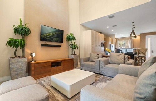 Florida Central Atlantic Coast Haus | 4 Bedrooms/4.5 Baths/Magic Village Yards (7633RD)