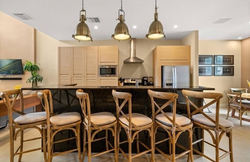 Florida Central Atlantic Coast Haus | 4 Bedrooms/4.5 Baths/Magic Village Yards (7633RD)