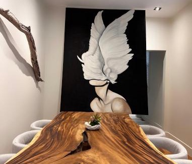 East Allegheny Wohnung | 4 BEDS Private Patio Central Modern Stay