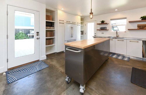 Inlet Harbour Haus | 4 BR 2nd Row Beach House with a Private Pool! California Dreamin'