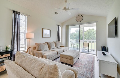 Carolina Forest Wohnung | 4 Mi to Broadway at the Beach Golf Resort Getaway