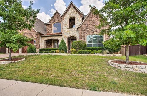 Flower Mound Haus | 4 Mi to Grapevine Lake Texas Home with Media Room