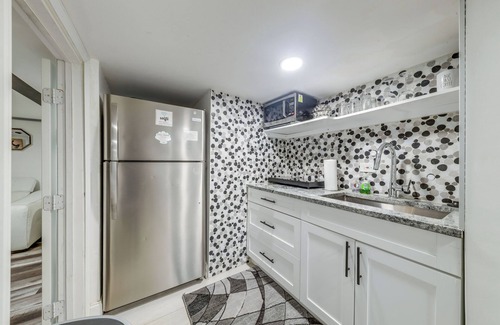 West Park Wohnung | Pool & Putting Green Access: West Park Escape