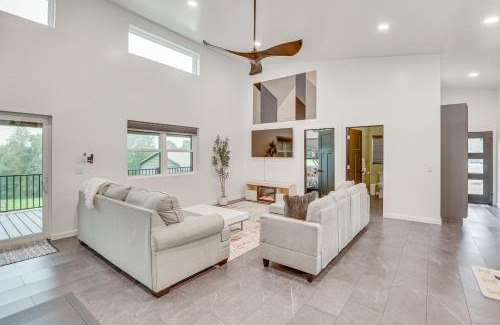 Walhonding Haus | 4 Mi to Mohican River Ohio Amish Country Cottage