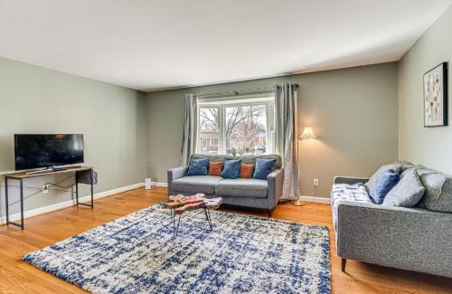 Walker Mill Haus | 4 Mi to Northwest Stadium Inviting Home!