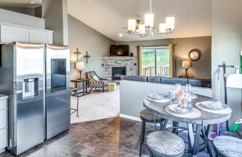 LaPlatte I Haus | 4 Mi to Offutt AFB - Family Home in Omaha Suburbs!