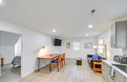 Rehoboth Beach Wohnung | 4 Mi to Rehoboth Beach Cozy Coastal Apt!