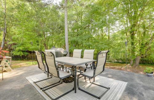 Stone Mountain Haus | 4 Mi to Stone Mountain Retreat with Office!