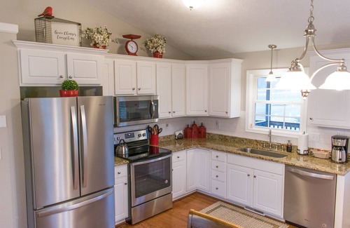 Rustburg Haus | Nur 4 Minuten von der Liberty University (LU) - Mieten Sie ganze Haus oder als 2BR / 1BA apt