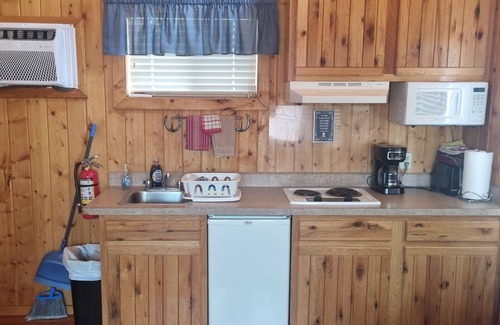 Absarokee Kabine | #4 Rustic cabin with AC in Absarokee - 2 bedrooms