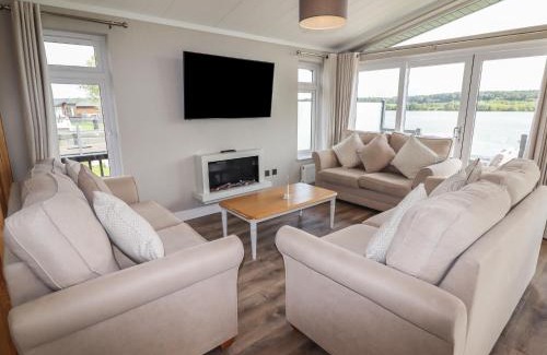 Oakmere Haus | 40 Delamere Point