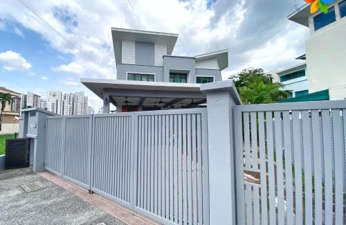 Subang Jaya Villa | 40P, Subang Villa with Pool/BBQ/Karaoke/Meeting