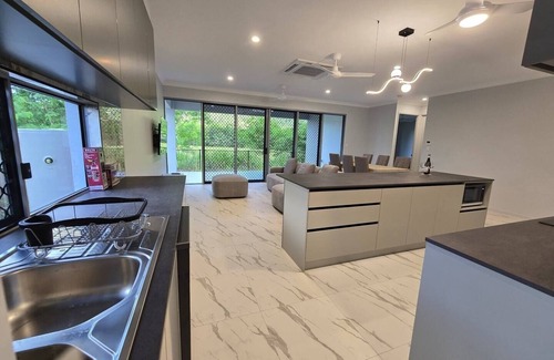 Redlynch Villa | 41RedPebble Brand New 2 Bedroom Villa in Redlynch Cairns QLD
