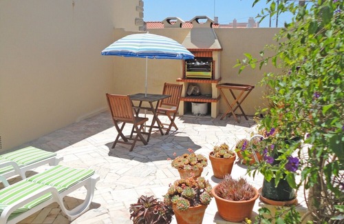 Praia das Macas Hütte | Eigener Garten & Grill, 5 Min zu Fuß zum Strand, Praia das Maçãs, Sintr
