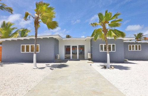 Malmok Villa | 46 ZWEI AM STRAND - GROSSE MODERNE STRANDVILLA