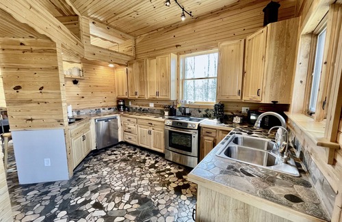 Central Lake Haus | 4bd/5ba Luxe Log Cabin - Sunset View of Torch Lake, Hiking Trails, Premier Golf