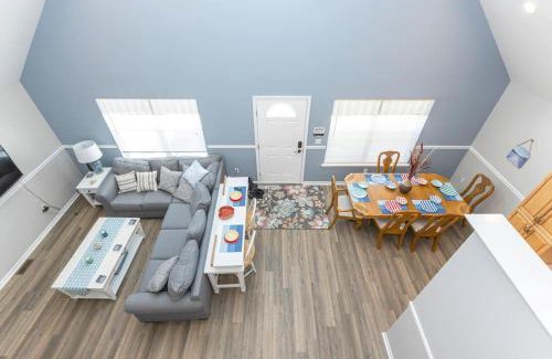 Higgins Lake Haus | *4BR 2BA N Shore Hidden Retreat*