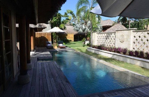 Legian Villa | Sienna 4 Schlafzimmer, Luxus Große Villa-Seminyak