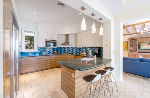 Seven Mile Beach Villa | 4BR Villa w/private pool, located within The Ritz-Carlton Resort