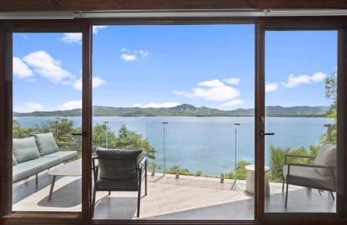 Playa Flamingo Haus | 5-BD Beachfront, Ocean-View Hillside Home