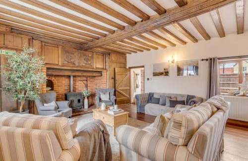 Eastgate Haus | 5-Bed Farmhouse near North Norfolk Coast