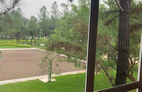 Coatepeque Haus | 5-bedroom 7 Bed 9 Guess Home with WiFi, AC in Cd Versailles Sn Juan Opico