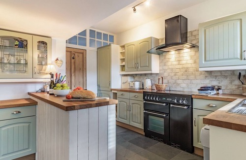 Saham Toney Hütte | 5 bedroom accommodation in Saham Toney