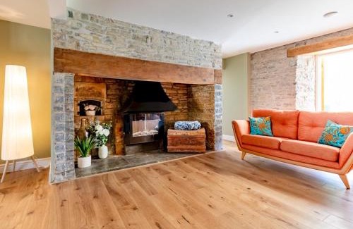 Shapwick Haus | 5 Bedroom Cottage - Somerset Pass the Keys