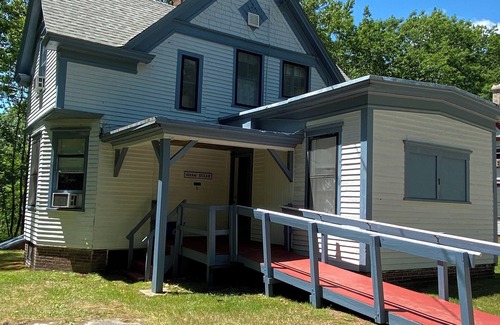 Poland Hütte | 5 Bedroom Cottage at the 500 acre Poland Spring Resort with lots of onsite activities!